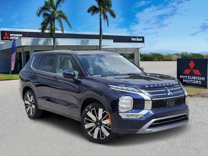 New 2025 Mitsubishi Outlander SE