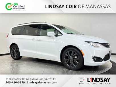 Used 2018 Chrysler Pacifica Touring-L w/ Premium Audio Group