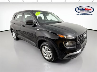 Used 2022 Hyundai Venue SE w/ Cargo Package