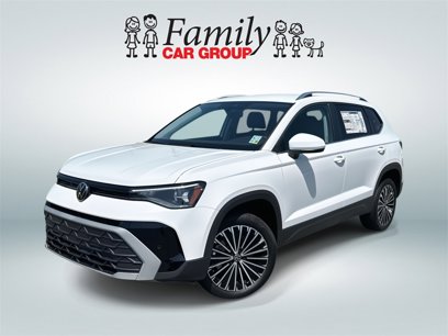 New 2025 Volkswagen Taos SE