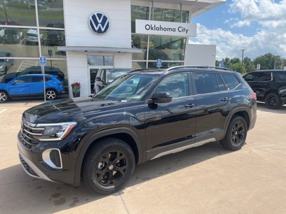 New 2025 Volkswagen Atlas Peak Edition SE