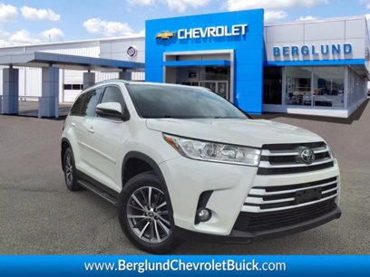 Used 2019 Toyota Highlander XLE