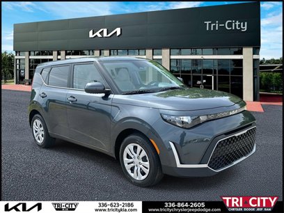 New 2025 Kia Soul LX