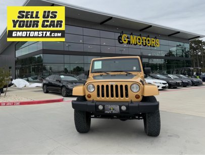 Used 2013 Jeep Wrangler Unlimited Rubicon w/ Connectivity Group
