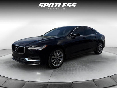 Used 2017 Volvo S90 T6 Momentum w/ Vision Package