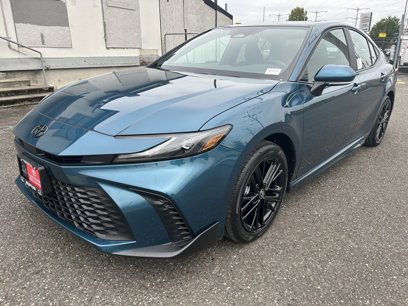 New 2025 Toyota Camry SE