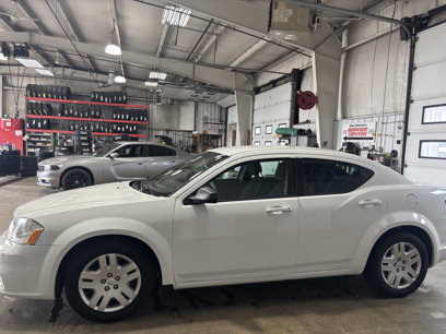 Used 2013 Dodge Avenger SE