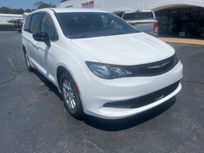 New 2025 Chrysler Voyager LX