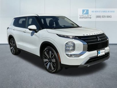New 2025 Mitsubishi Outlander SE