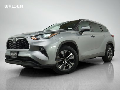 Used 2020 Toyota Highlander XLE
