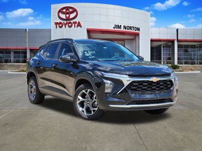 Used 2024 Chevrolet Trax LT w/ Driver Confidence Package