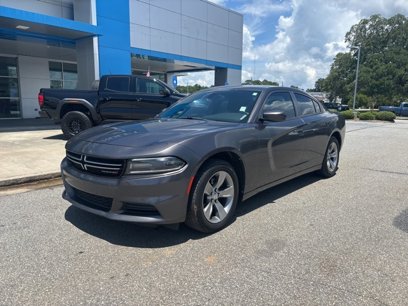 Used 2015 Dodge Charger SE w/ Sport Appearance Group