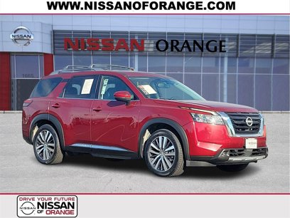 Used 2022 Nissan Pathfinder Platinum w/ Lighting Package (N92)