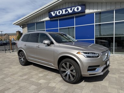 New 2025 Volvo XC90 T8 Plus w/ Protection Package Premier