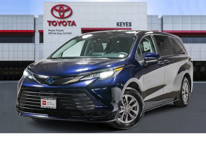 Certified 2024 Toyota Sienna LE
