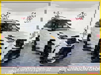 New 2025 Toyota Highlander XSE