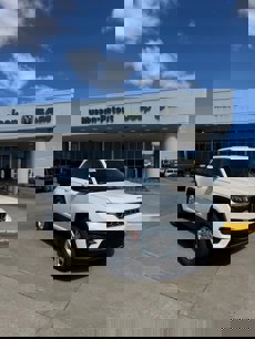 New 2025 Jeep Grand Cherokee Laredo w/ Trailer Tow Package