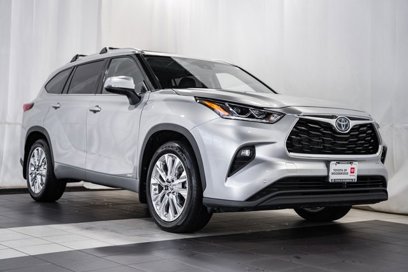 Used 2023 Toyota Highlander Limited