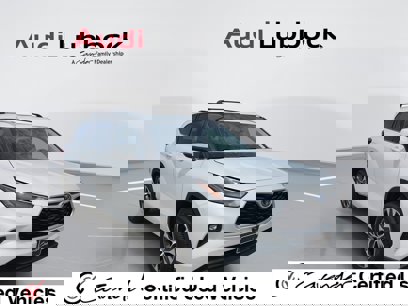 Used 2022 Toyota Highlander XLE