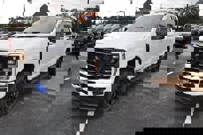 New 2025 Ford F250 Lariat w/ Lariat Ultimate Package