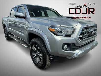 Used 2017 Toyota Tacoma TRD Sport w/ Tow Package