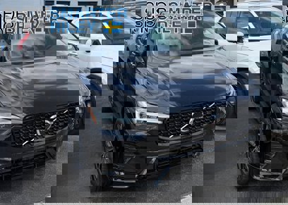 New 2025 Volvo XC60 B5 Plus w/ Protection Package Premier