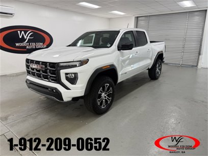 New 2025 GMC Canyon AT4