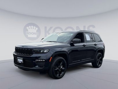 Used 2024 Jeep Grand Cherokee Limited w/ Black Appearance Package