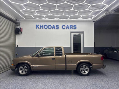 Used 2002 Chevrolet S10 Pickup LS w/ LS Preferred Equipment Group