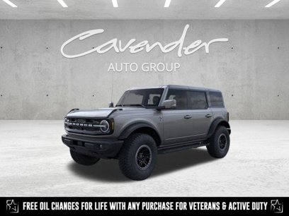 New 2024 Ford Bronco Outer Banks w/ Sasquatch Package