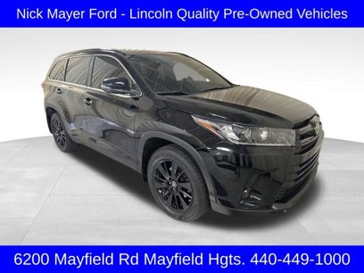Used 2019 Toyota Highlander SE