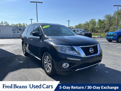 Used 2016 Nissan Pathfinder SV