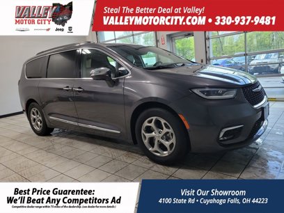 Certified 2022 Chrysler Pacifica Limited
