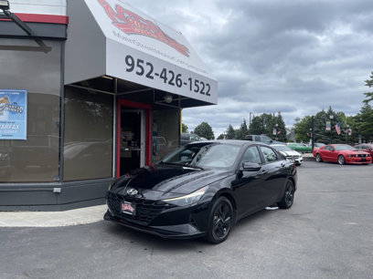 Used 2023 Hyundai Elantra Blue
