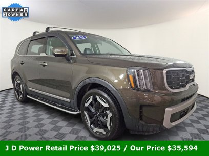 Used 2024 Kia Telluride S w/ S Sunroof Package