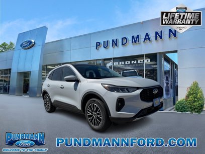 New 2025 Ford Escape SE