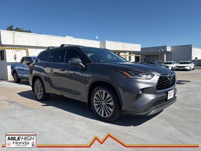 Used 2022 Toyota Highlander Platinum