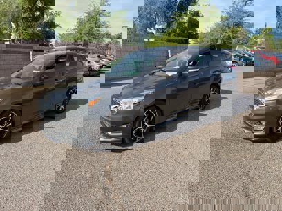 Used 2016 Ford Focus SE w/ SE Sport Package