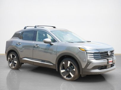 New 2025 Nissan Kicks SR