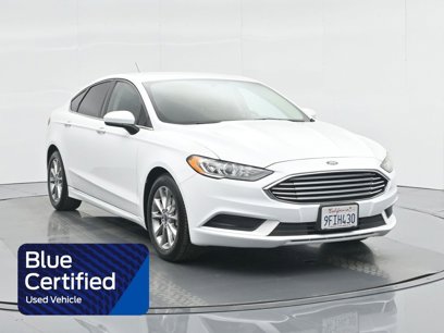 Used 2017 Ford Fusion SE w/ Fusion SE Technology Package