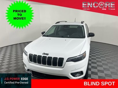 Used 2023 Jeep Cherokee Altitude Lux
