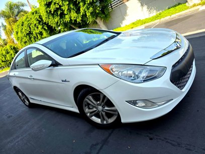 Used 2012 Hyundai Sonata Hybrid w/ Leather Pkg