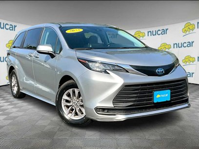 Used 2023 Toyota Sienna LE