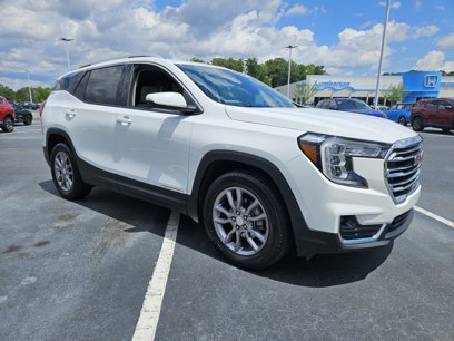 Used 2023 GMC Terrain SLT