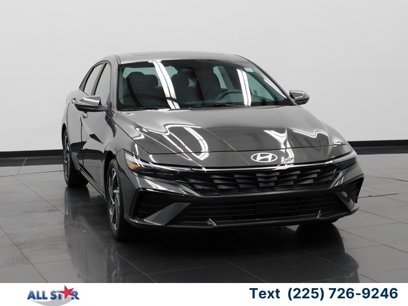 Certified 2024 Hyundai Elantra SEL w/ Convenience Package