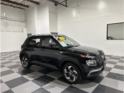 Used 2021 Hyundai Venue SEL