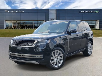 New 2025 Land Rover Range Rover SE