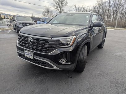 Used 2024 Volkswagen Atlas Cross Sport SE