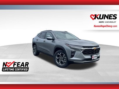 New 2025 Chevrolet Trax LT w/ Driver Confidence Package
