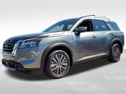 New 2025 Nissan Pathfinder SL w/ SL Premium Package